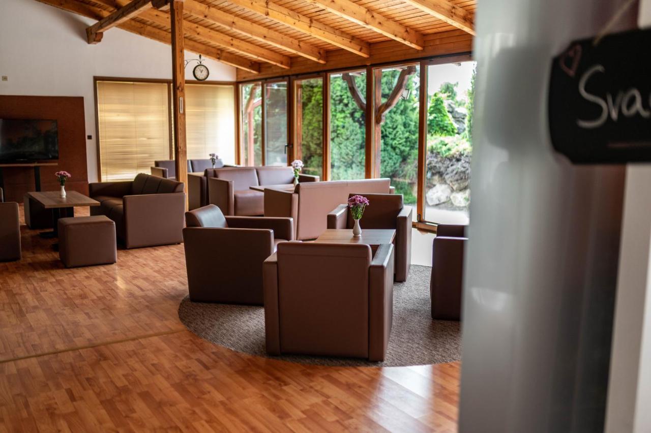 Hotel David Velke Bosany Dış mekan fotoğraf