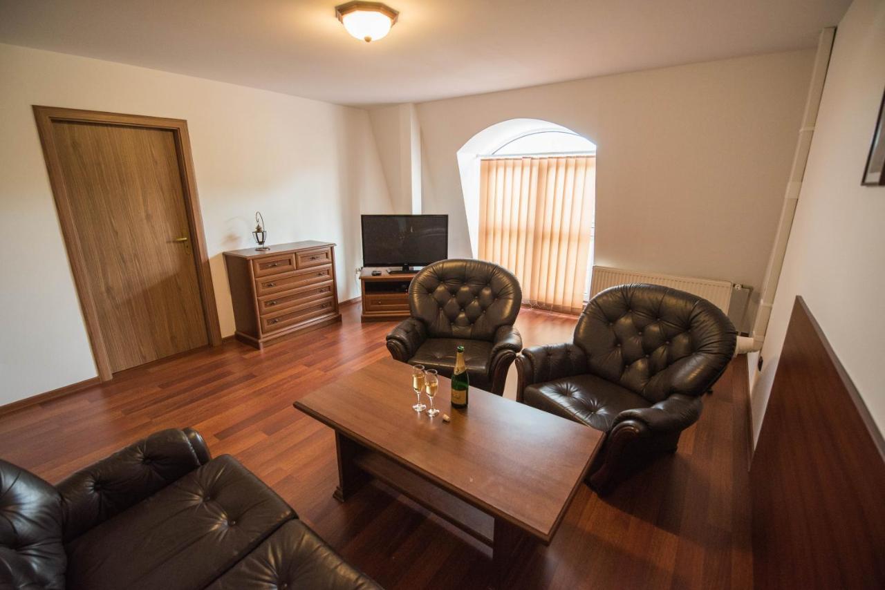 Hotel David Velke Bosany Dış mekan fotoğraf